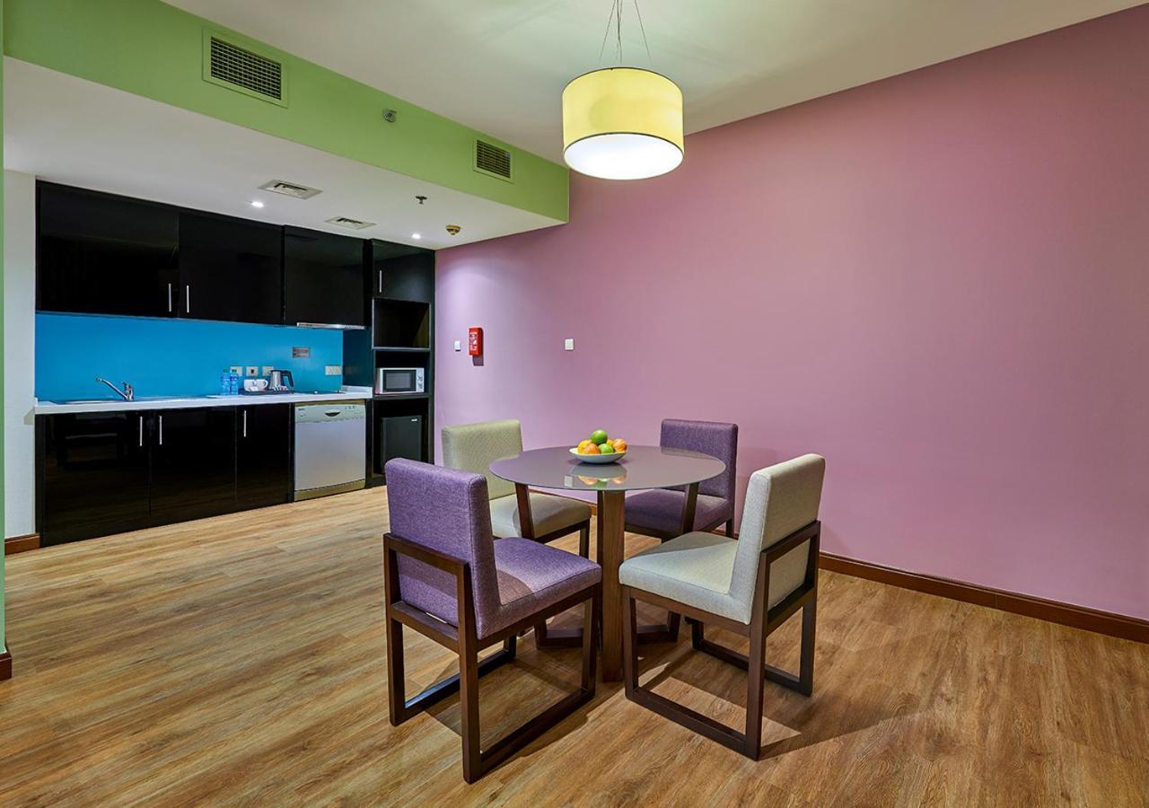 Ramada Hotel, Suites And Apartments By Wyndham Dubai Jbr Ngoại thất bức ảnh